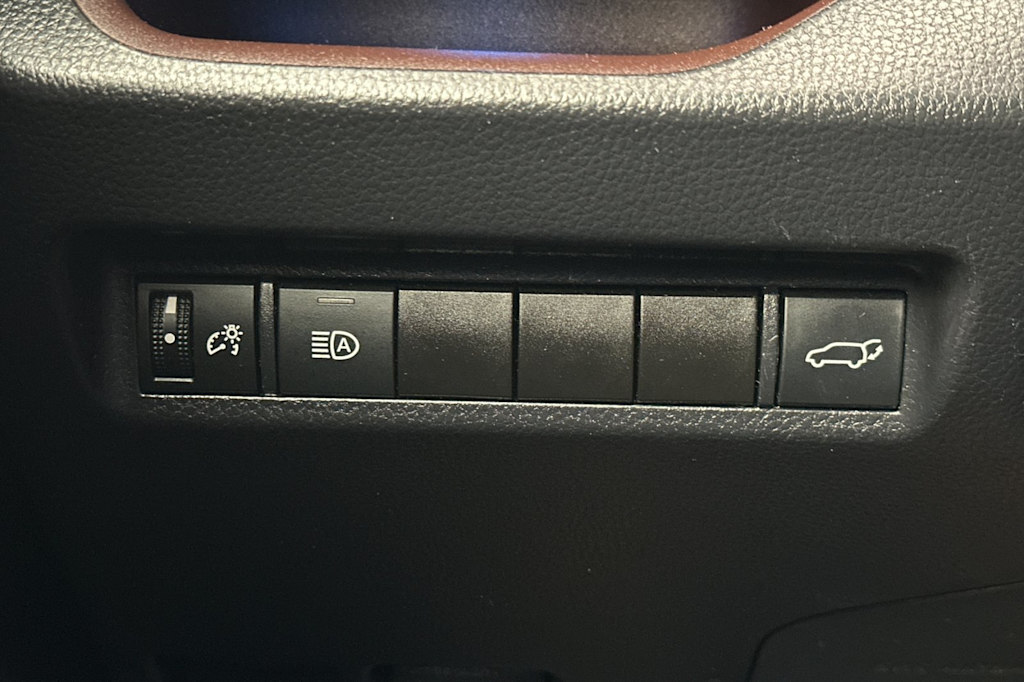 Thumbnail: 2019 Toyota RAV4 - 33