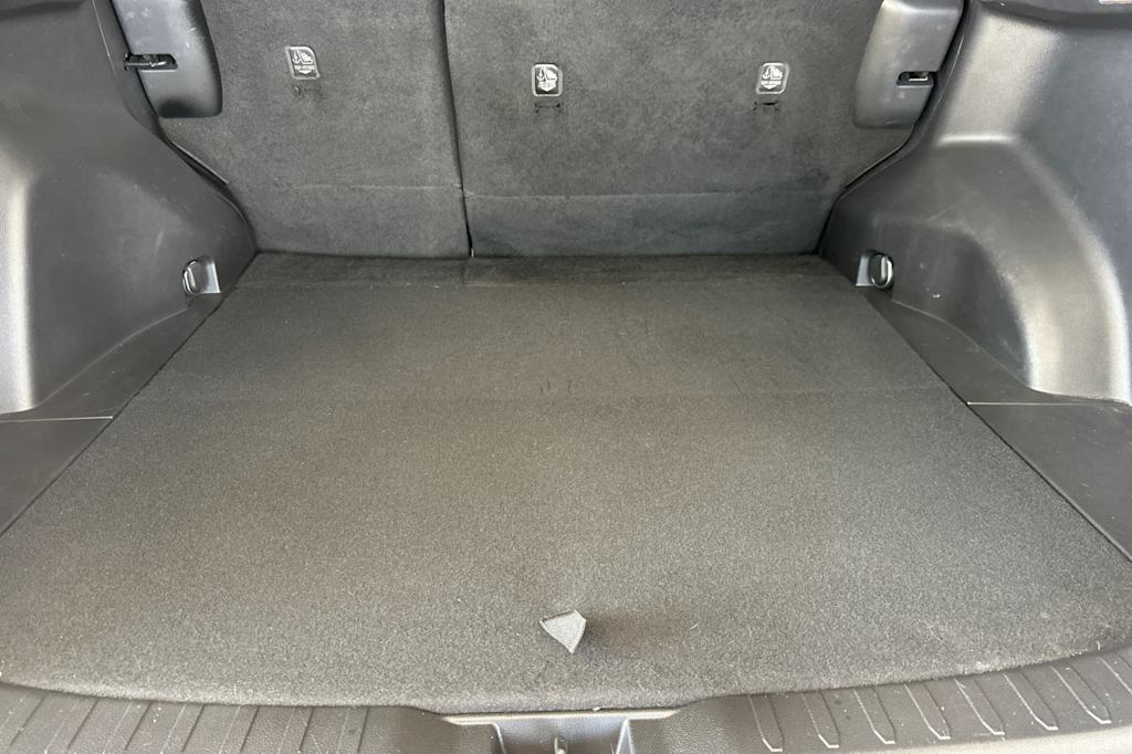 Thumbnail: 2019 Toyota RAV4 - 16