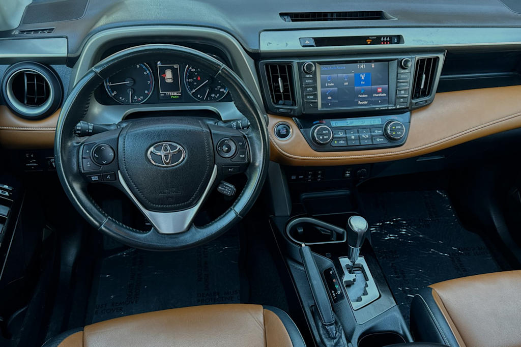 2017 Toyota RAV4 Limited 12