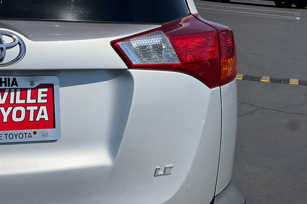 Thumbnail: 2013 Toyota RAV4 - 30