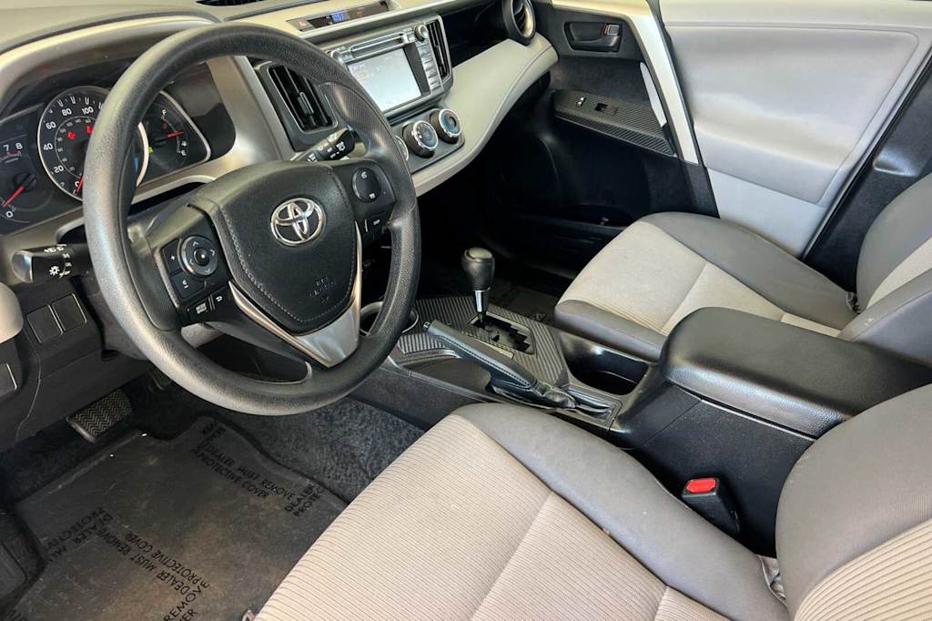 Thumbnail: 2013 Toyota RAV4 - 9