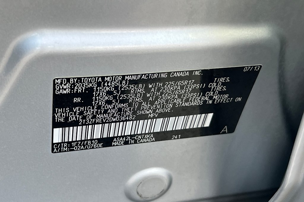 Thumbnail: 2013 Toyota RAV4 - 18