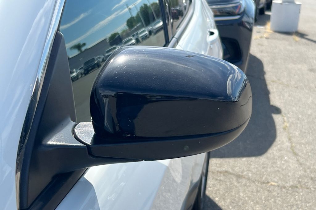 Thumbnail: 2022 Jeep Compass - 12