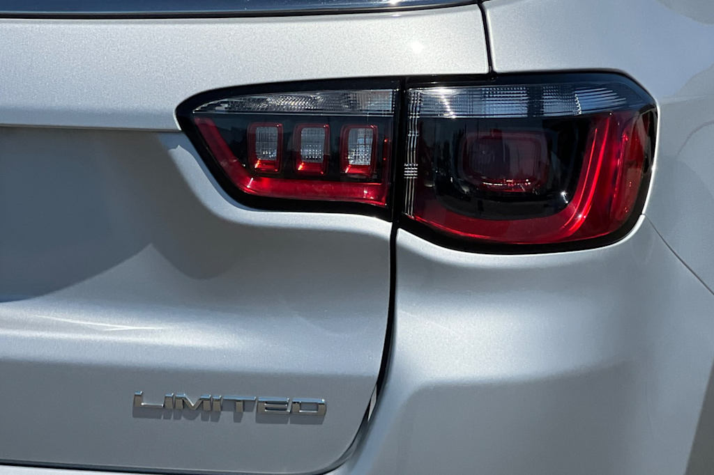 Thumbnail: 2025 Jeep Compass - 33