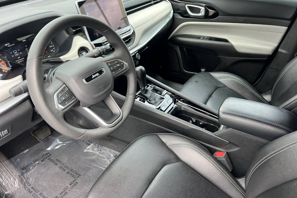 Thumbnail: 2025 Jeep Compass - 8