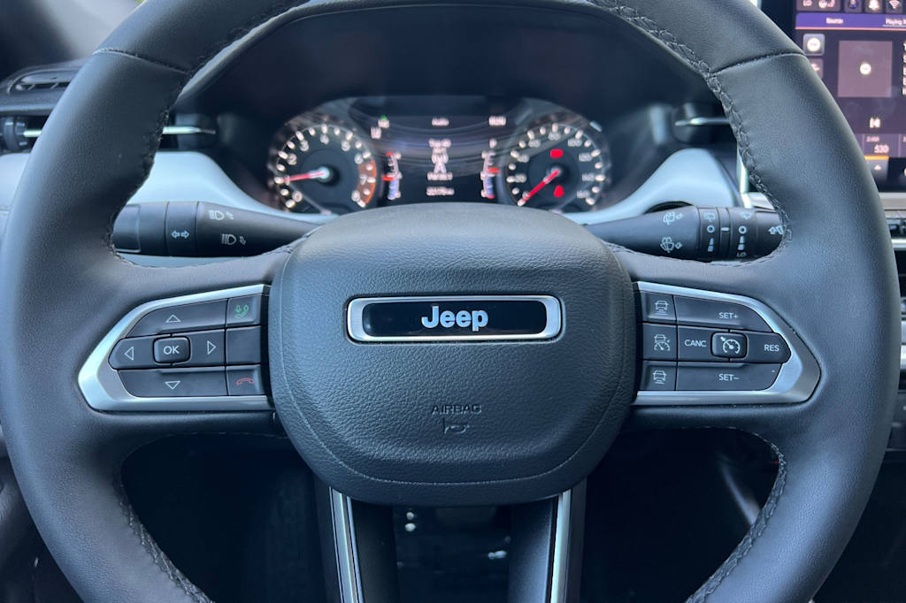 Thumbnail: 2025 Jeep Compass - 27