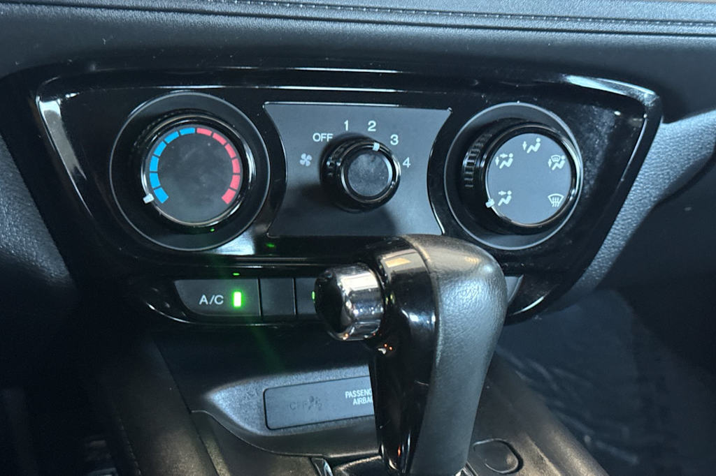 Thumbnail: 2019 Honda HR-V - 25