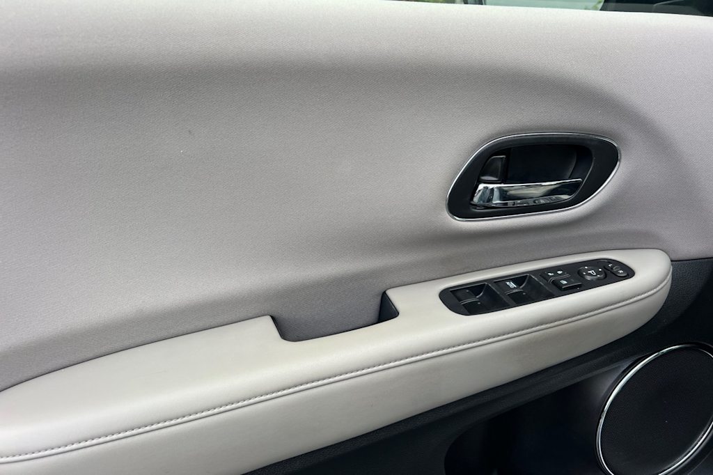 Thumbnail: 2018 Honda HR-V - 20