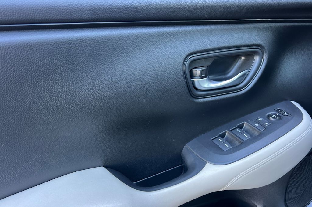 Thumbnail: 2024 Honda HR-V - 21