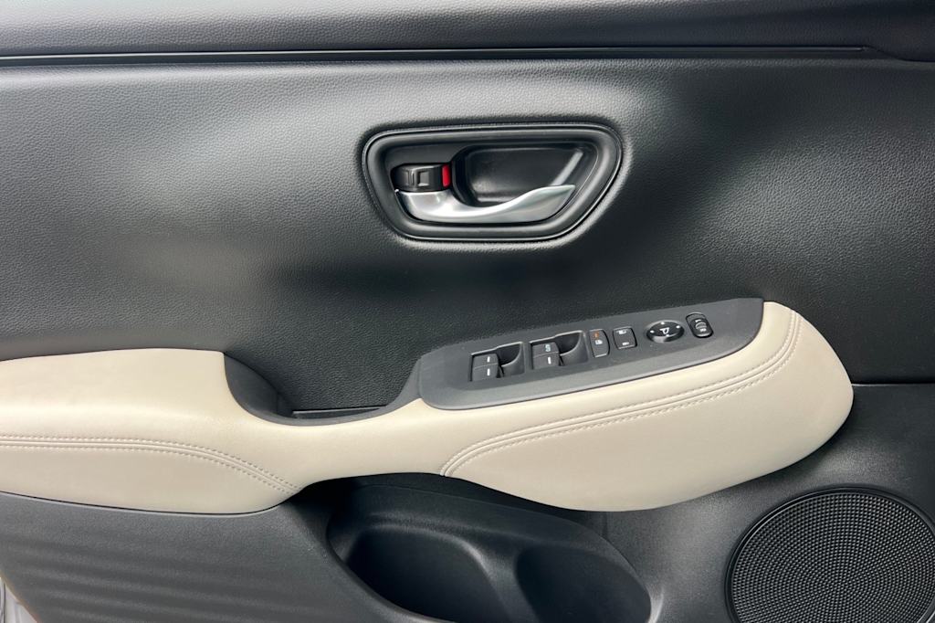 Thumbnail: 2023 Honda HR-V - 21