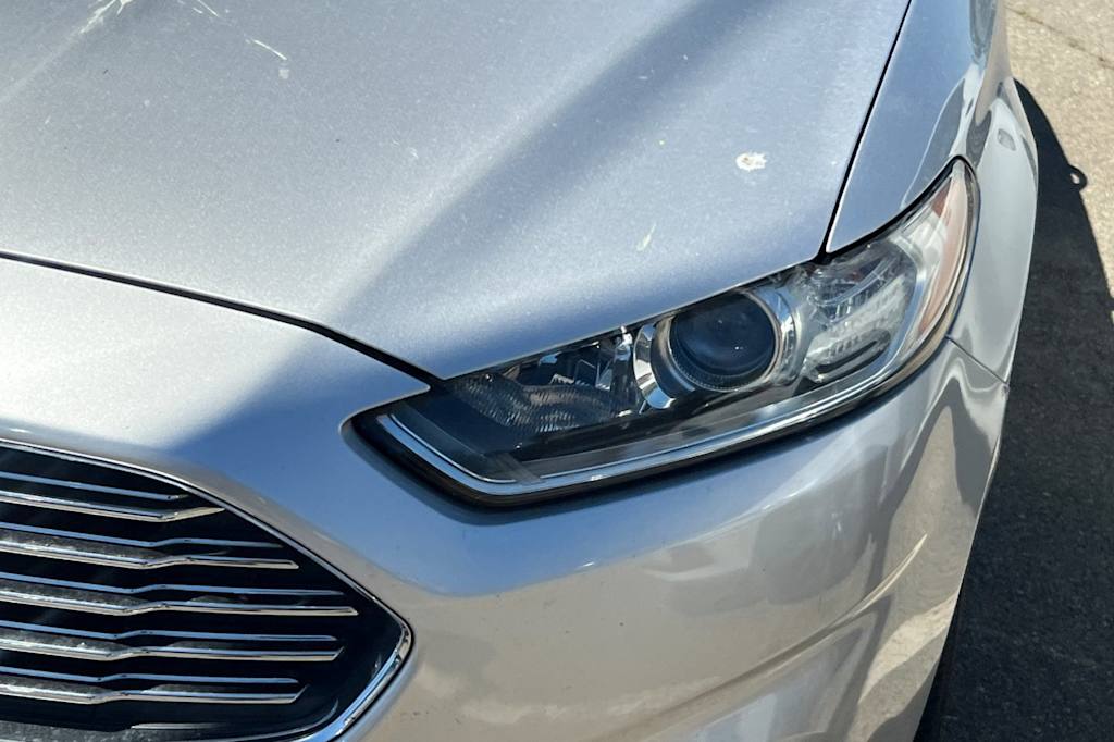 Thumbnail: 2016 Ford Fusion - 12