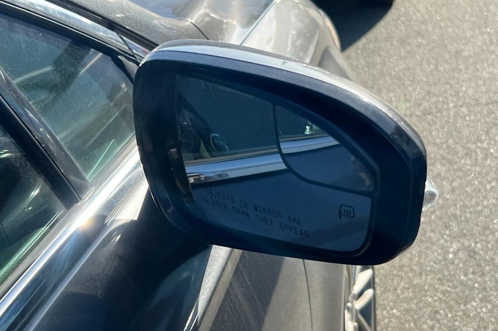 Thumbnail: 2015 Ford Fusion - 23