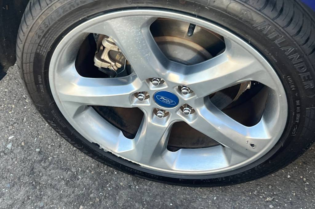 2013 Ford Fusion SE 14