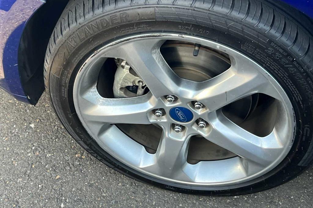 2013 Ford Fusion SE 22