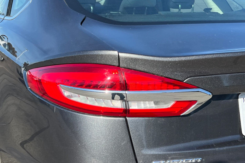 Thumbnail: 2020 Ford Fusion - 22