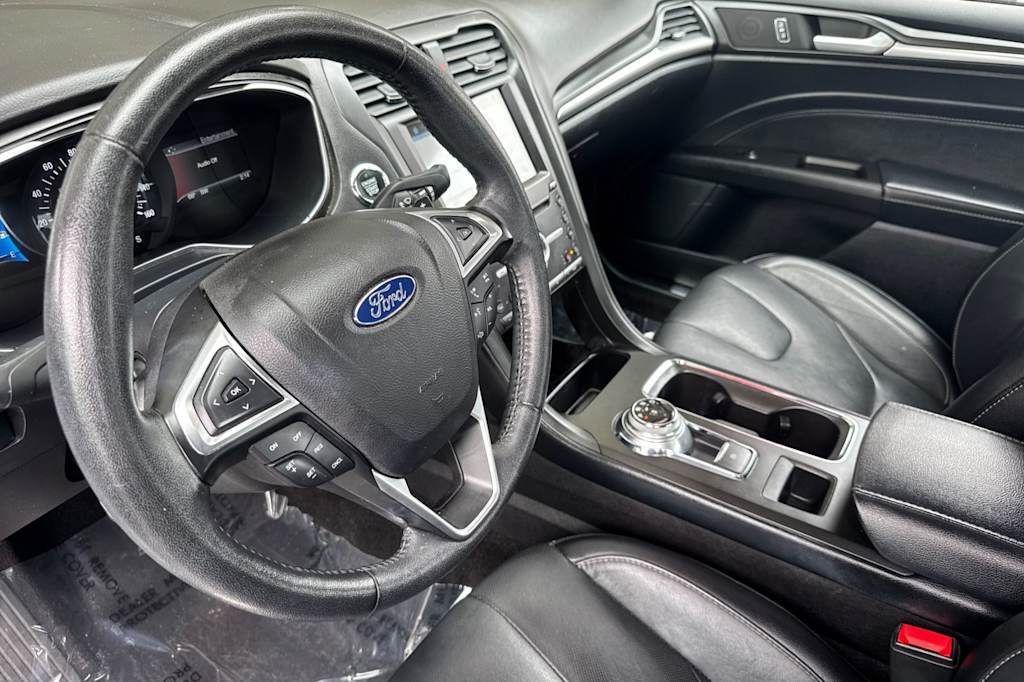 Thumbnail: 2017 Ford Fusion - 9