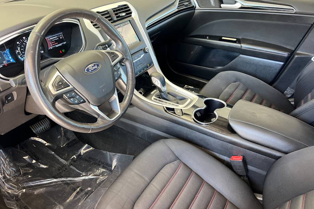 Thumbnail: 2015 Ford Fusion - 8