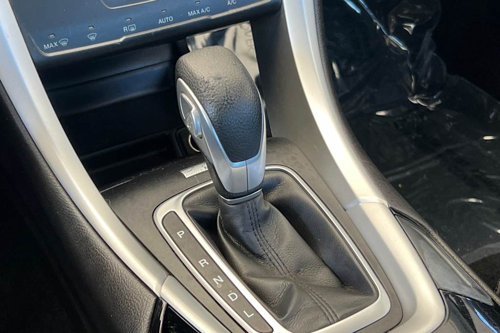 Thumbnail: 2015 Ford Fusion - 14
