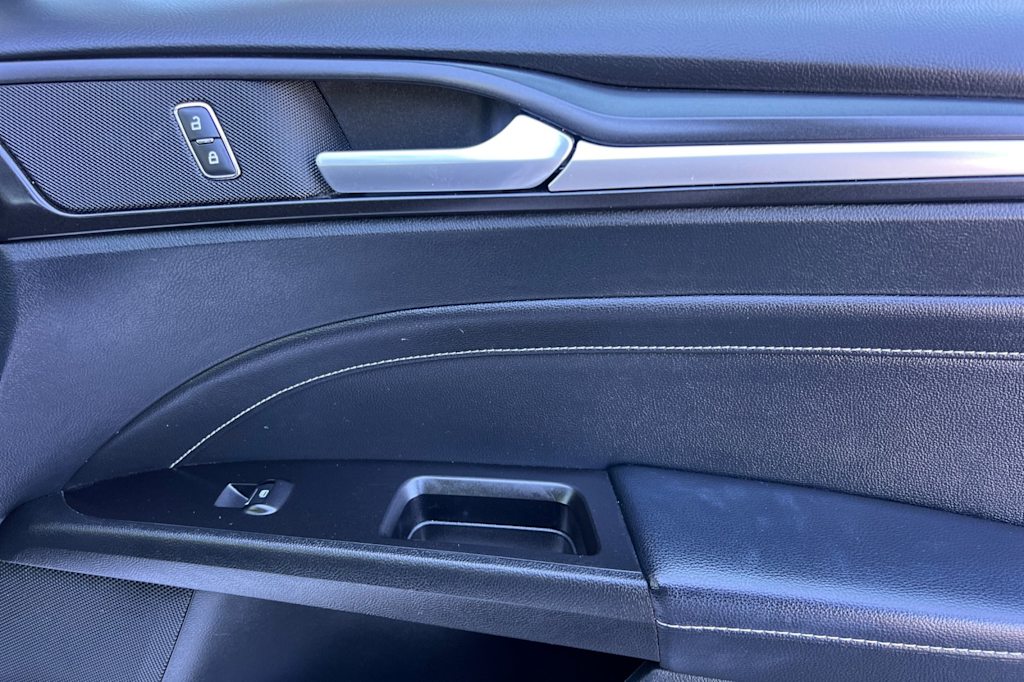 Thumbnail: 2019 Ford Fusion - 23