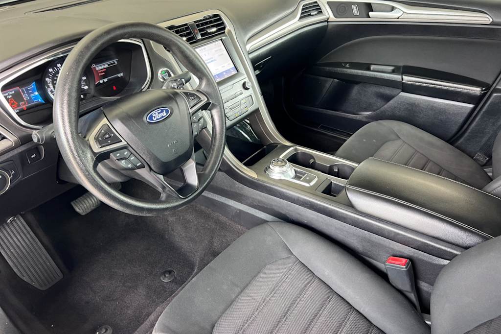 Thumbnail: 2020 Ford Fusion - 8