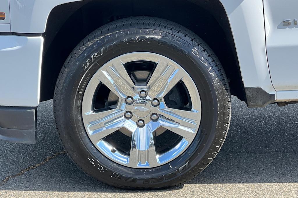 Thumbnail: 2018 Chevrolet Silverado 1500 - 8
