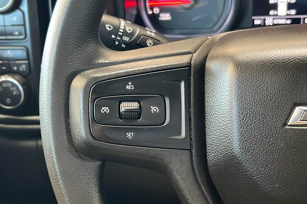 Thumbnail: 2019 Chevrolet Silverado 1500 - 27