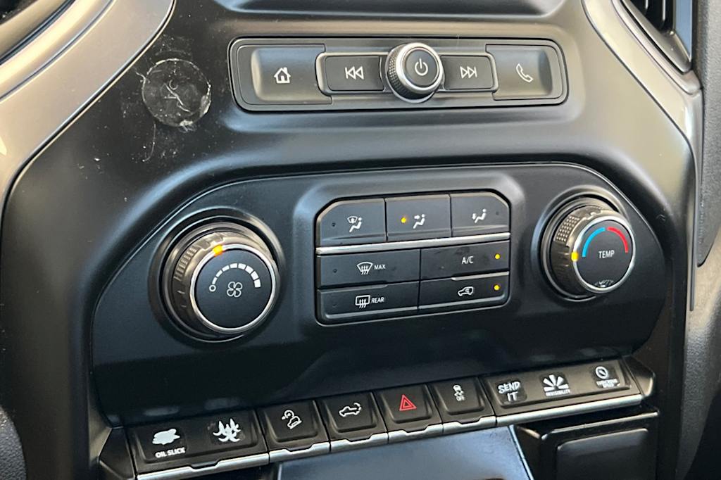 Thumbnail: 2019 Chevrolet Silverado 1500 - 24
