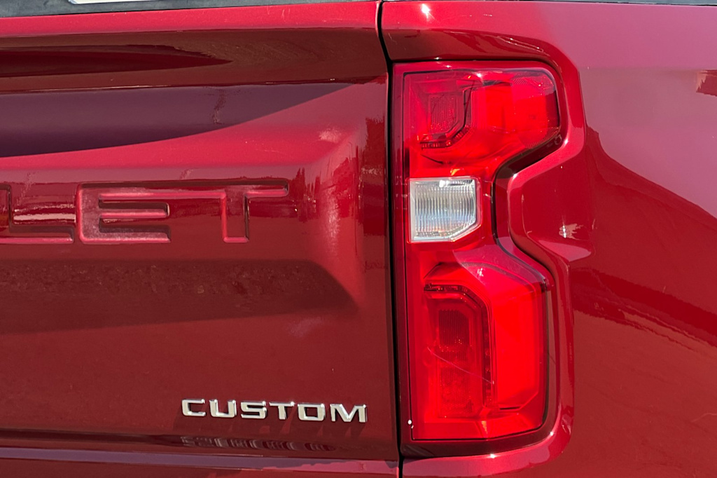 Thumbnail: 2019 Chevrolet Silverado 1500 - 30
