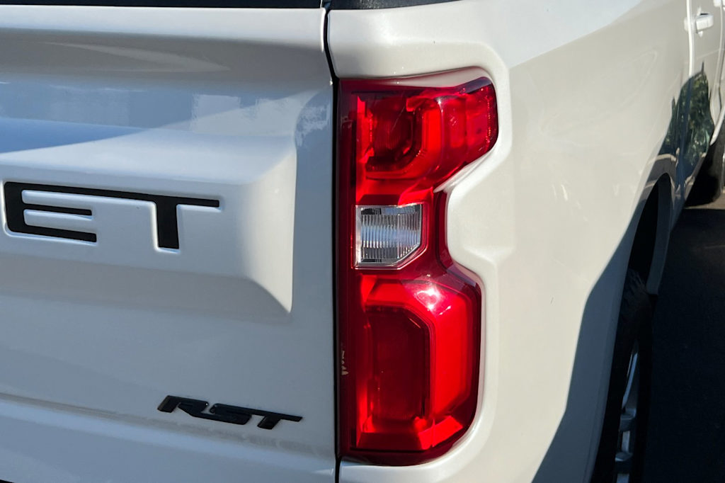 Thumbnail: 2021 Chevrolet Silverado 1500 - 19