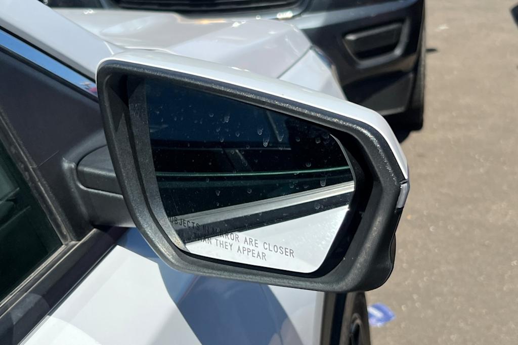 Thumbnail: 2022 GMC Terrain - 17