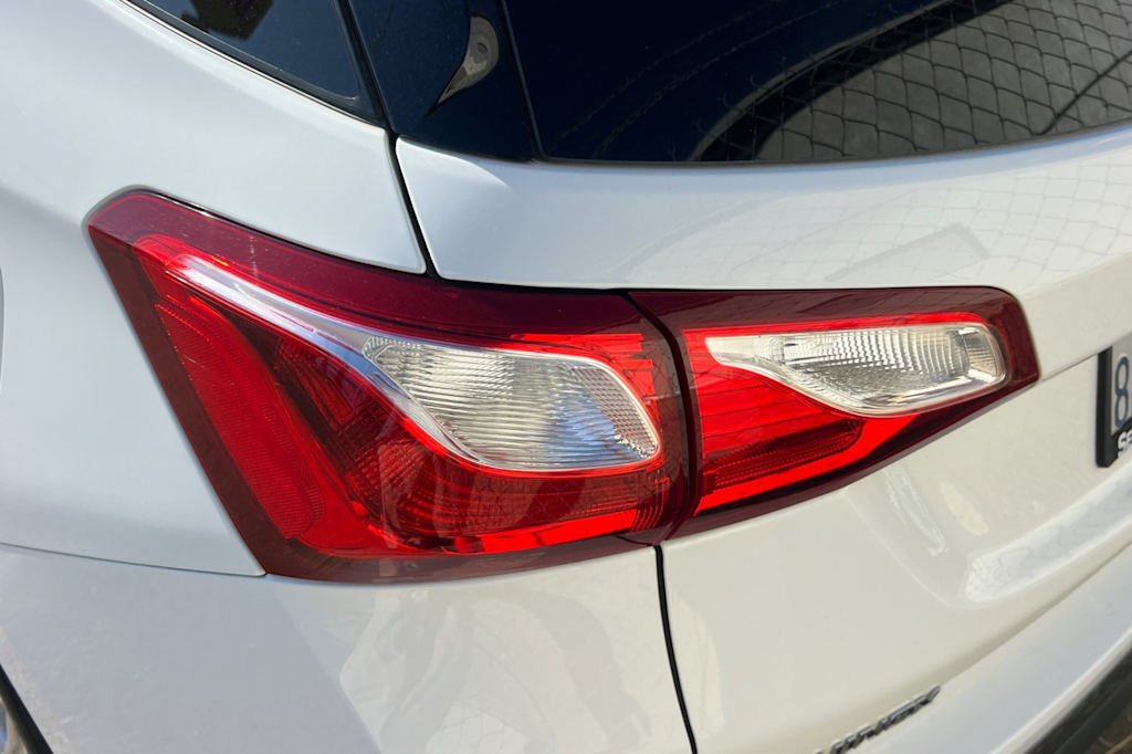 Thumbnail: 2018 Chevrolet Equinox - 20