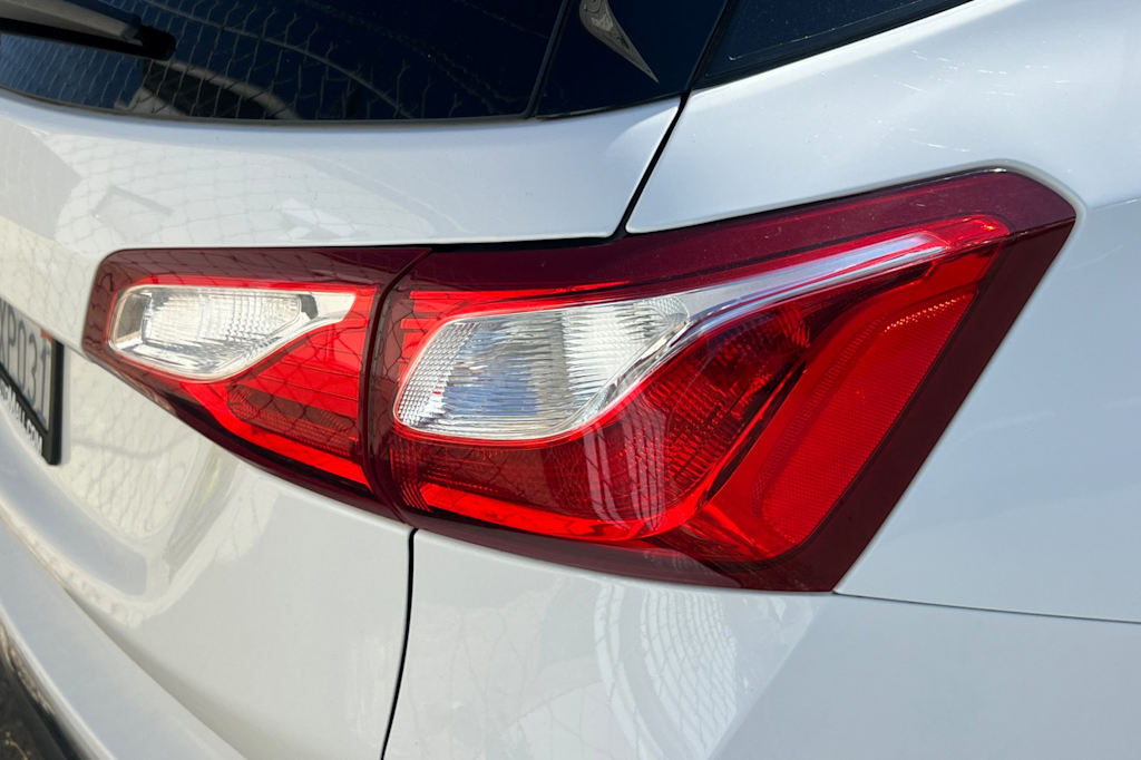 Thumbnail: 2018 Chevrolet Equinox - 19