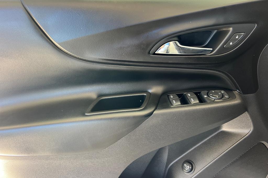 Thumbnail: 2018 Chevrolet Equinox - 22