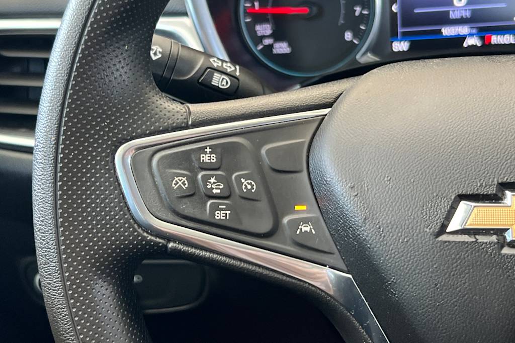 Thumbnail: 2021 Chevrolet Equinox - 29