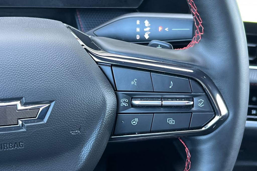 Thumbnail: 2025 Chevrolet Equinox - 31