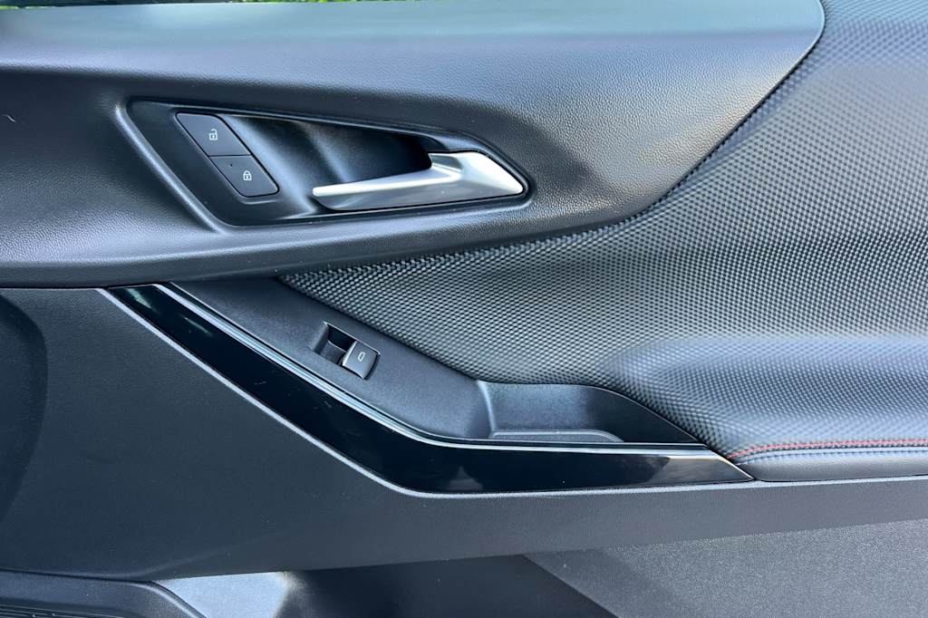 Thumbnail: 2025 Chevrolet Equinox - 24