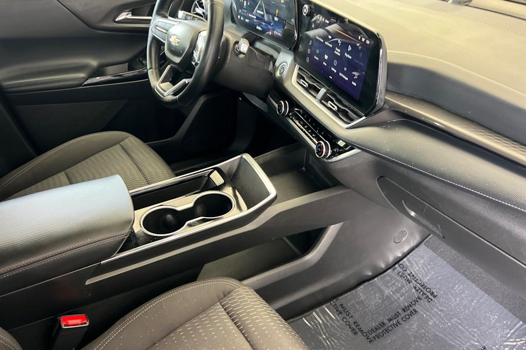Thumbnail: 2025 Chevrolet Equinox - 13