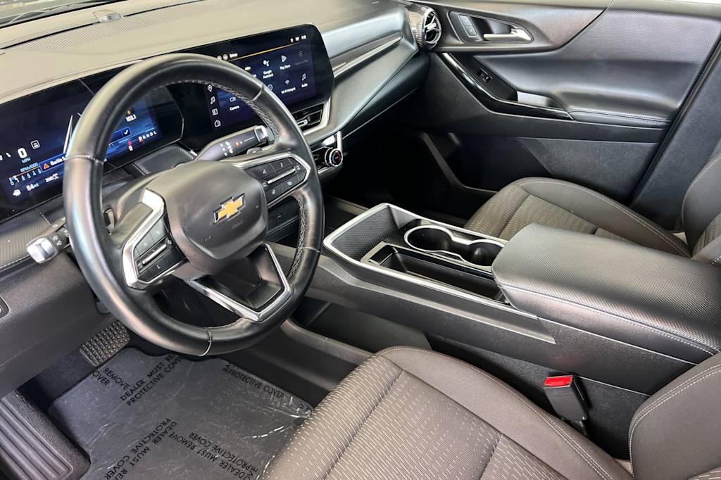 Thumbnail: 2025 Chevrolet Equinox - 9