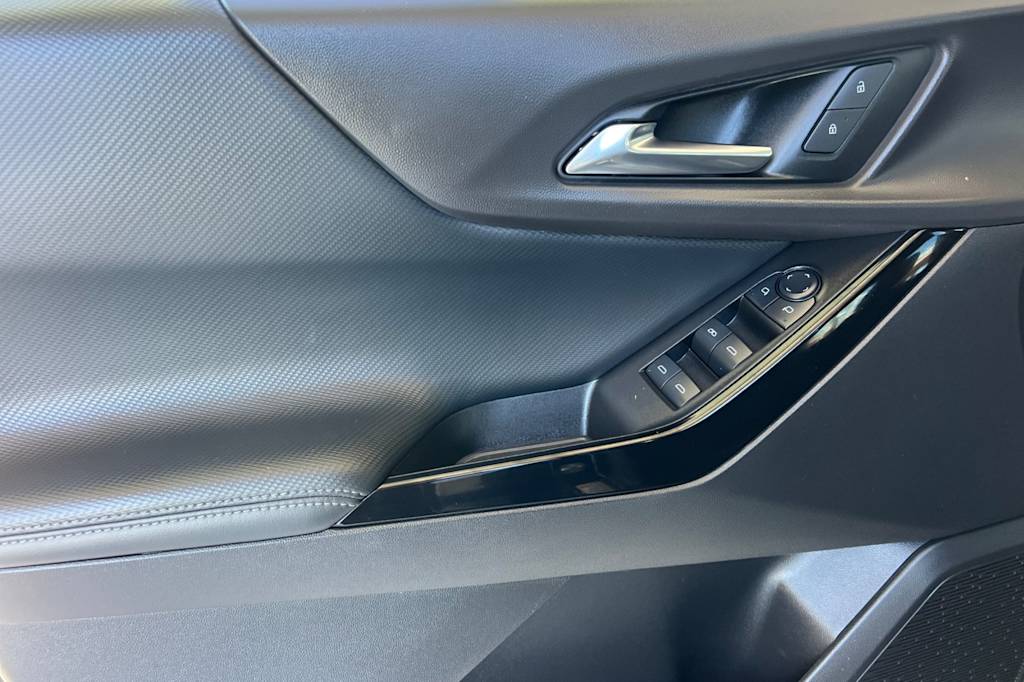 Thumbnail: 2025 Chevrolet Equinox - 19