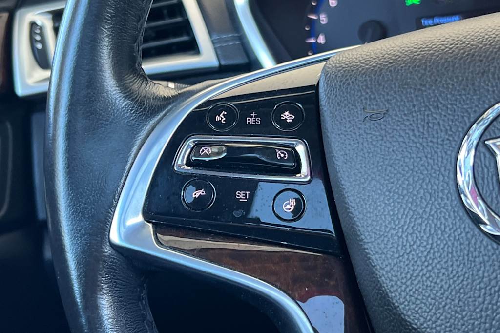 Thumbnail: 2016 Cadillac SRX - 31
