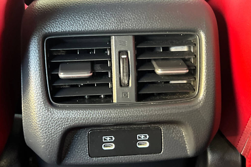 Thumbnail: 2025 Acura ADX - 21