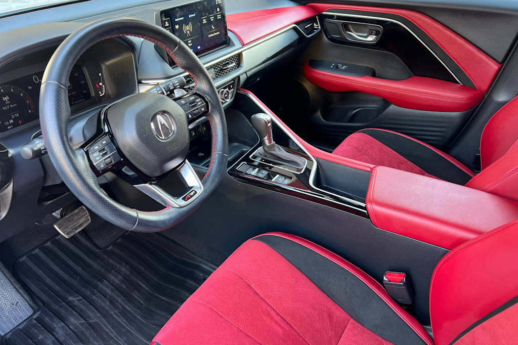 Thumbnail: 2025 Acura ADX - 8