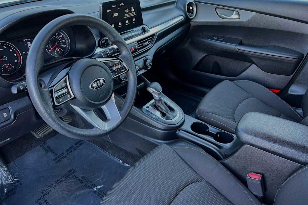 2021 Kia Forte LXS 8