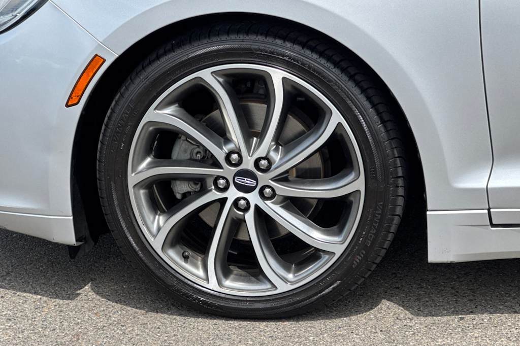 Thumbnail: 2019 Lincoln MKZ - 7