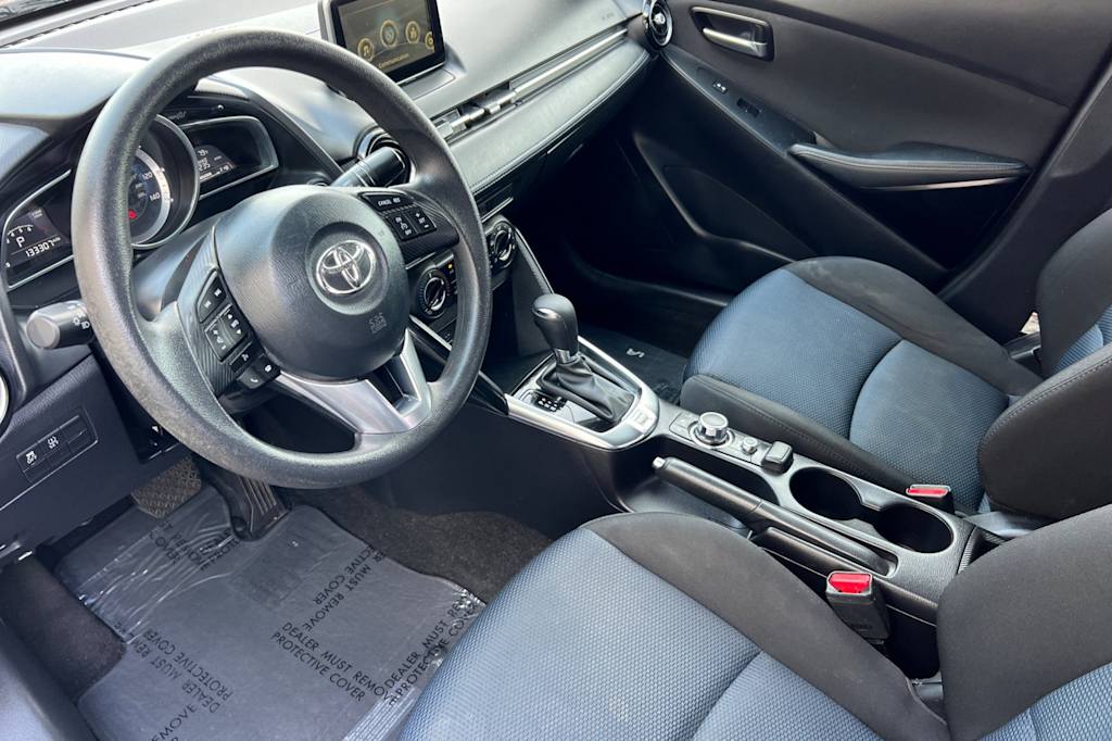 Thumbnail: 2018 Toyota Yaris iA - 8