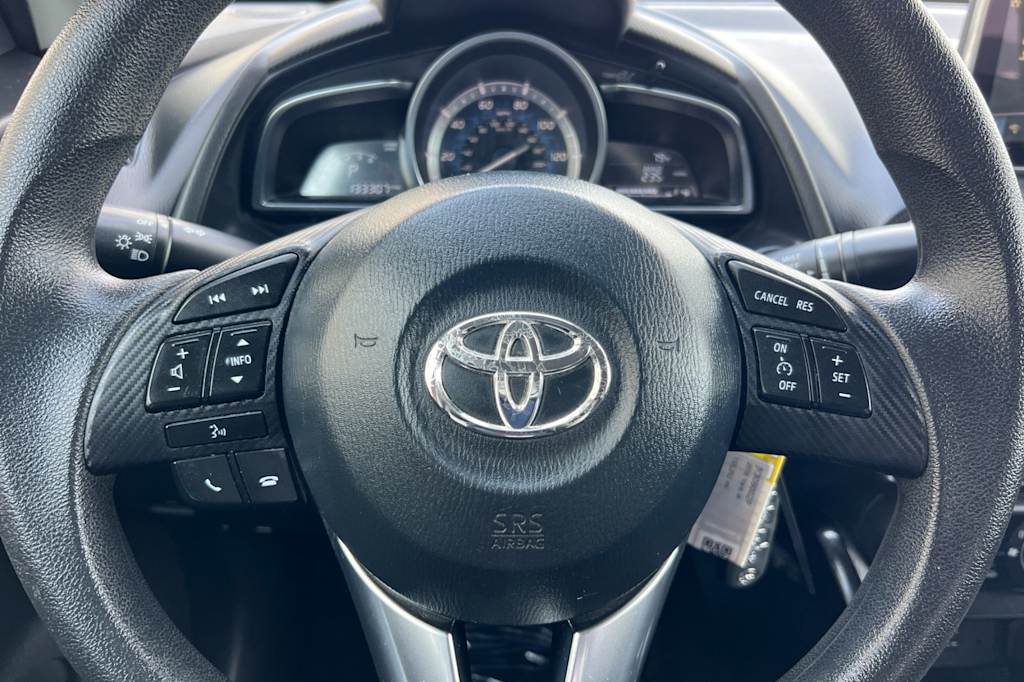 Thumbnail: 2018 Toyota Yaris iA - 27