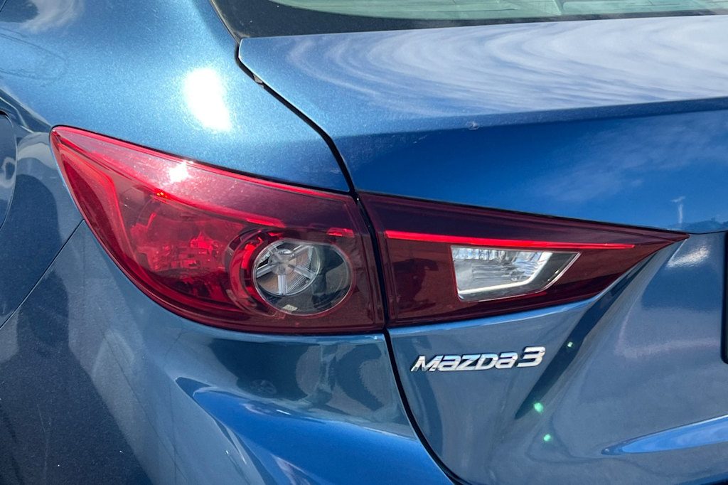 Thumbnail: 2017 Mazda Mazda3 - 16
