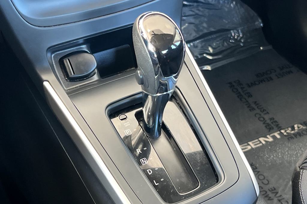 Thumbnail: 2017 Nissan Sentra - 14
