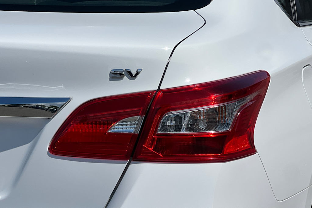 Thumbnail: 2017 Nissan Sentra - 31