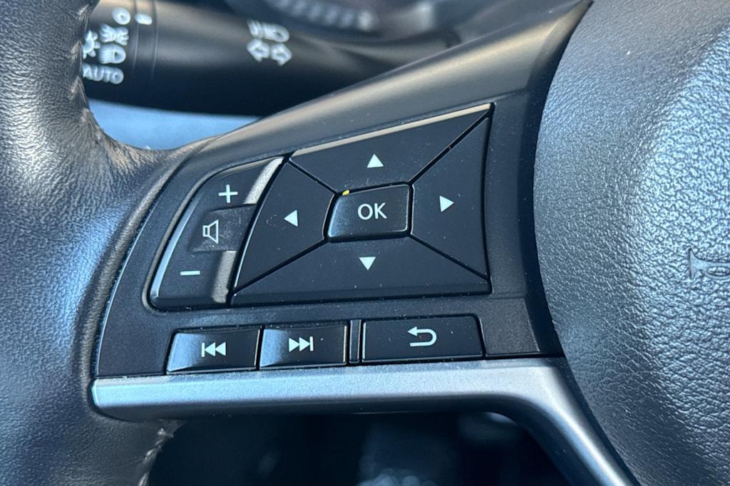 Thumbnail: 2021 Nissan Sentra - 28